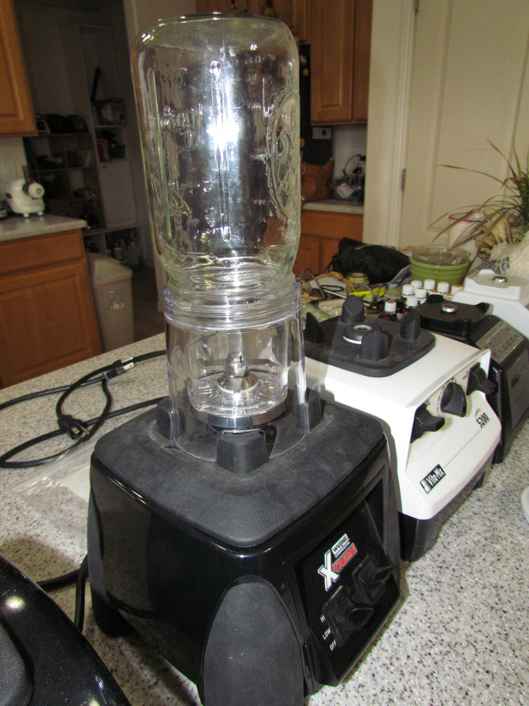 How to put a canning jar on a blender